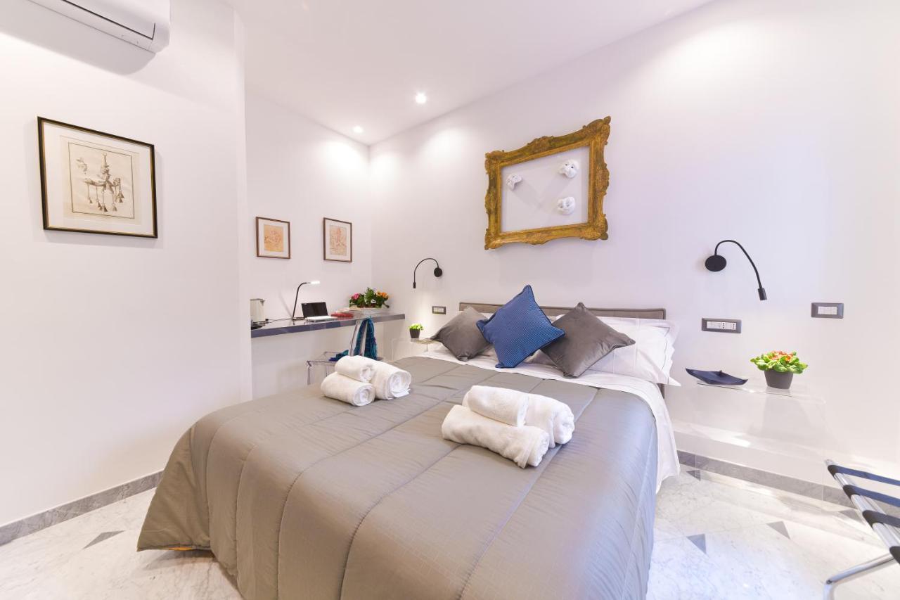 Domus 42 Hotel Nápoly Kültér fotó