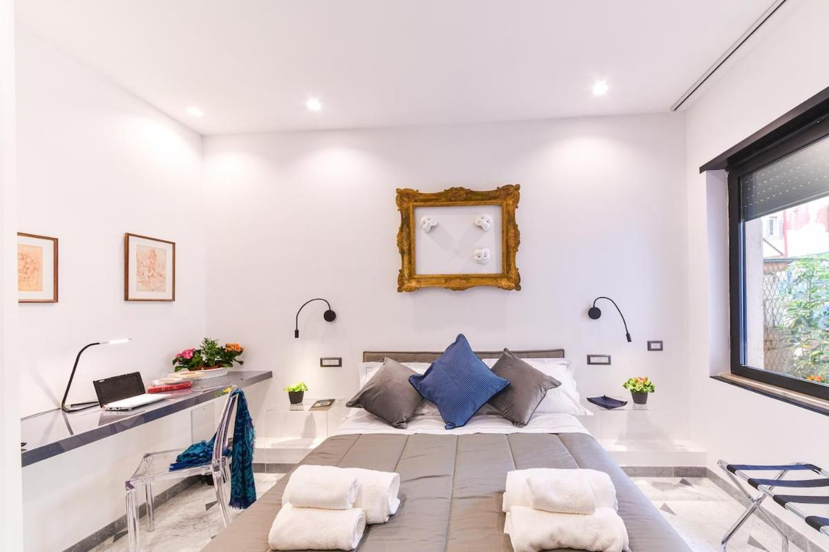 Domus 42 Hotel Nápoly Kültér fotó