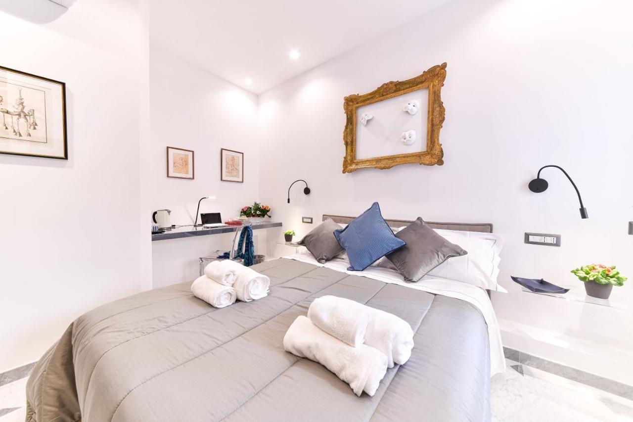 Domus 42 Hotel Nápoly Kültér fotó